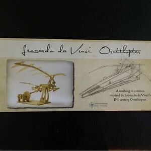 New in Box Leonardo da Vinci Catapult Wooden kit - Great Gift Idea!